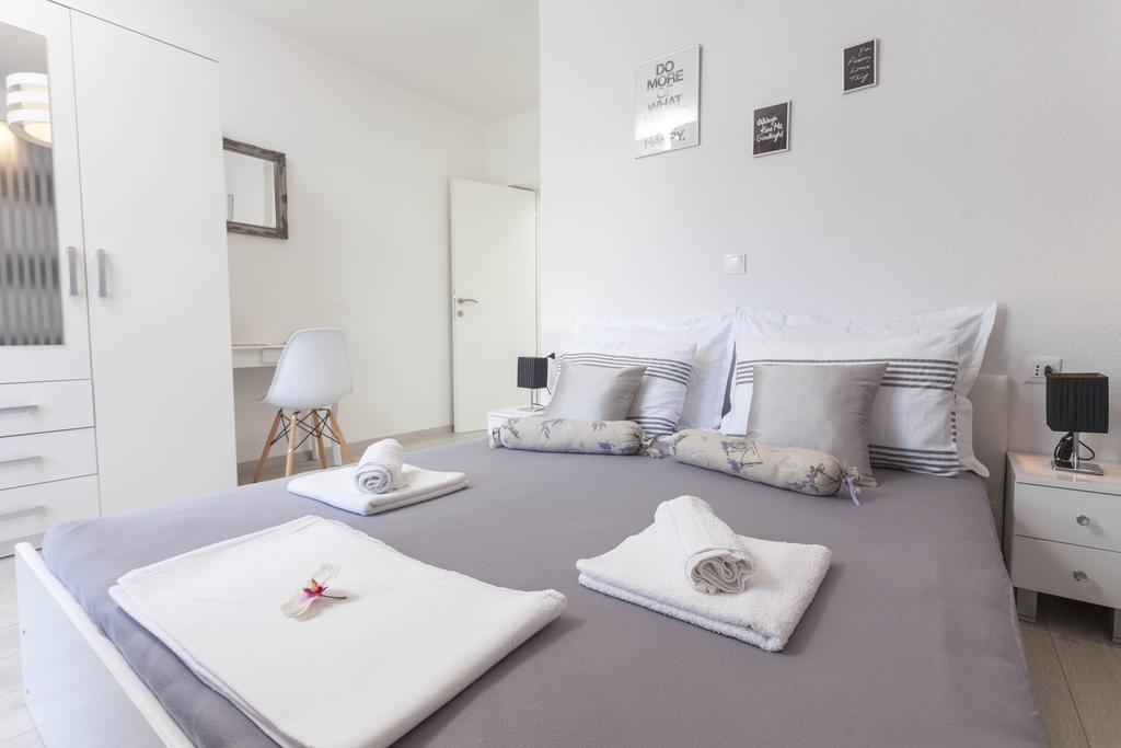 Apartmani Marina Makarska Luaran gambar